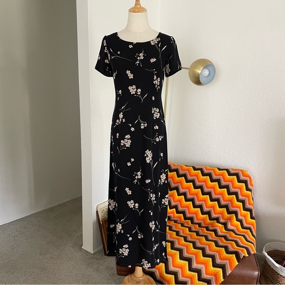 Vintage 1990s Casual Corner Soft Grunge Silk Floral Maxi Dress - Picture 1 of 10